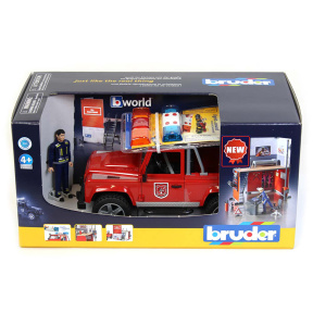 Mașină de pompieri Land Rover Defender cu figurină pompier, Bruder