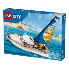 Конструктор LEGO City Парусная лодка