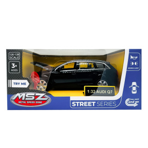 Машина Audi Q7 1:32