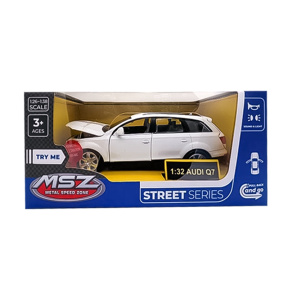 Машина Audi Q7 1:24