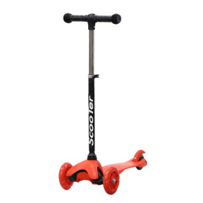 Детский самокат "Scooter" c 3-мя колесами, красный